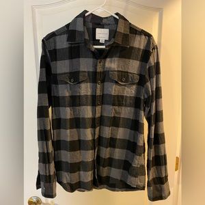 American Eagle, Men’s super soft flannel shirt, size Small
